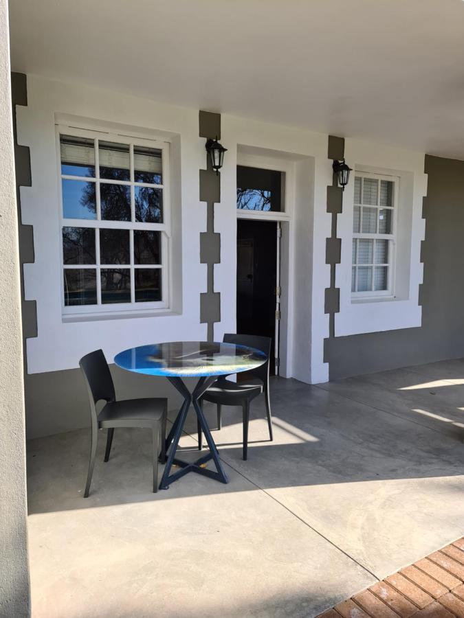 Farm stay Avondrust *